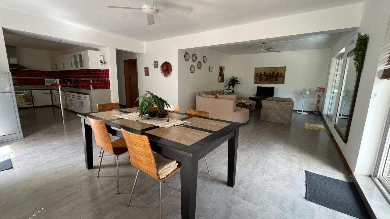 4 Bedrooms Penthouse 50 Meter To The Beach By Dream Escapes Pereybere Beach Exterior foto